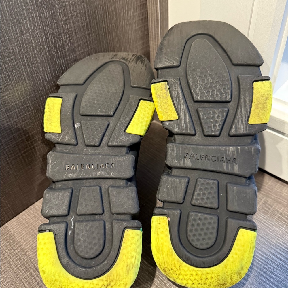 Balenciaga Speed Trainer Clearsole Green Sneakers - Picture 4 of 6